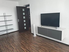 Apartament de închiriat 3 camere, în Pitesti, zona Ultracentral
