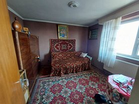Apartament de vânzare 3 camere, în Pitesti, zona Craiovei