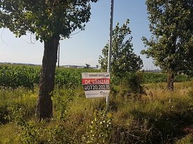 Teren agricol de vânzare, în Ciresu