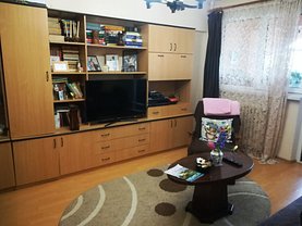 Apartament de vânzare 3 camere, în Bucuresti, zona Pantelimon