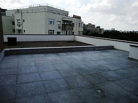 Apartament de vânzare 3 camere, în Bucuresti, zona 1 Mai