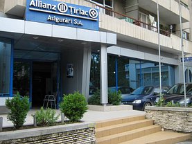 Vânzare spaţiu comercial