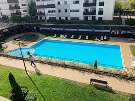 Apartament de vânzare 3 camere, în Bucureşti, zona Iancu Nicolae