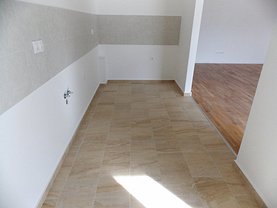 Apartament de vânzare 3 camere, în Bucuresti, zona Pipera