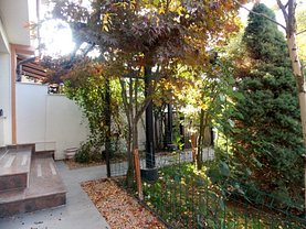 Casa de închiriat 7 camere, în Bucuresti, zona Pipera