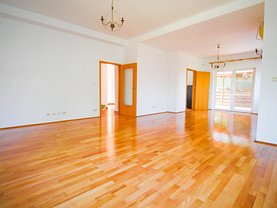 Casa de vânzare 5 camere, în Bucureşti, zona Pipera