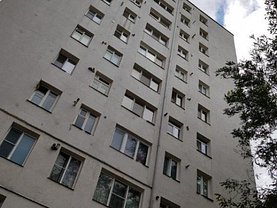 Apartament de vânzare 3 camere în Botosani, Nord-Vest