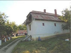 Casa 3 camere în Naoiu