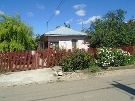 Casa de vânzare în Ramnicelu