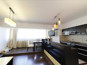 Apartament de închiriat 3 camere, în Iaşi, zona Centru Civic