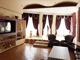 Casa de vânzare 9 camere, în Iasi, zona Central