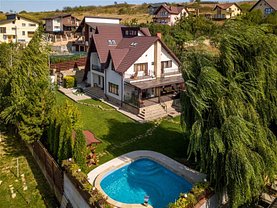 Casa de vânzare 8 camere, în Iaşi, zona Bucium