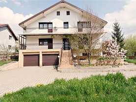 Casa de vânzare 10 camere, în Iaşi, zona Bucium