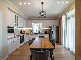 Casa de vanzare 7 camere, în Iasi, zona Moara de Vant