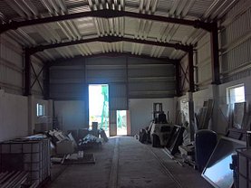 Vânzare spaţiu industrial