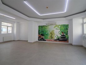 Vânzare spaţiu comercial