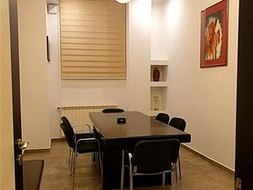 Vânzare spaţiu comercial