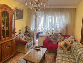 Apartament de vanzare 3 camere, în Bucuresti, zona Iancului
