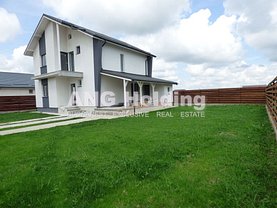 Casa 5 camere în Joita