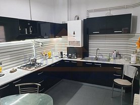 Apartament de vânzare 5 camere, în Bucuresti, zona Unirii
