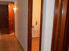 Apartament de vânzare 3 camere, în Bucuresti, zona Aviatiei