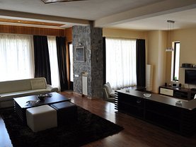 Casa de vânzare 7 camere, în Sinaia