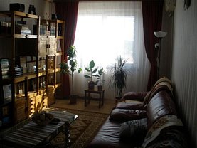 Apartament de vânzare 3 camere, în Bucuresti, zona Vitan Mall