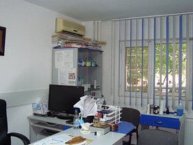 Apartament de vânzare 3 camere, în Bucuresti, zona 1 Mai