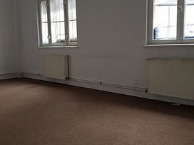 Apartament de vânzare 4 camere, în Bucureşti, zona Calea Călăraşilor