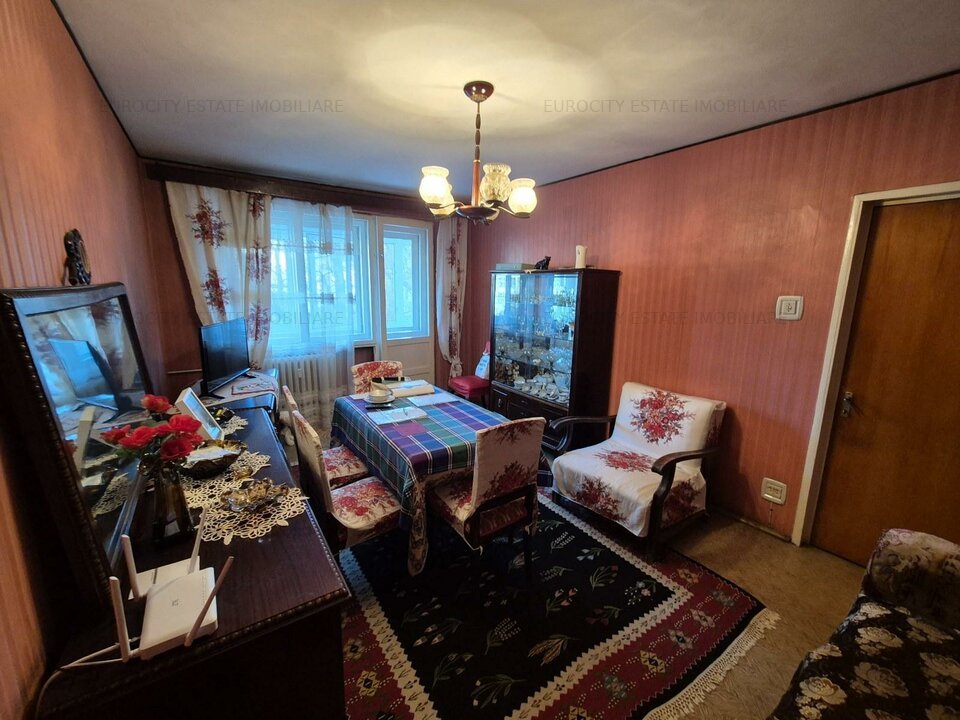 Ion Mihalache-parcul Kiseleff, vanzare apartament 3 camere decomandat