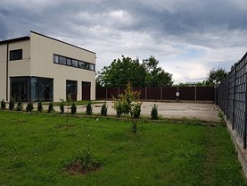 Vânzare spaţiu industrial