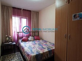 Apartament de vânzare 4 camere, în Ploiesti, zona 9 Mai
