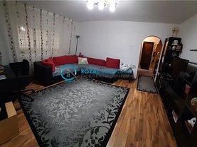 Apartament de vânzare 2 camere, în Ploieşti, zona Enachiţă Văcărescu