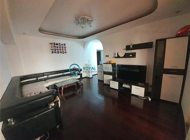 Royal IMobiliare - Vanzare Apartament zona Ultracentrala - imaginea 1