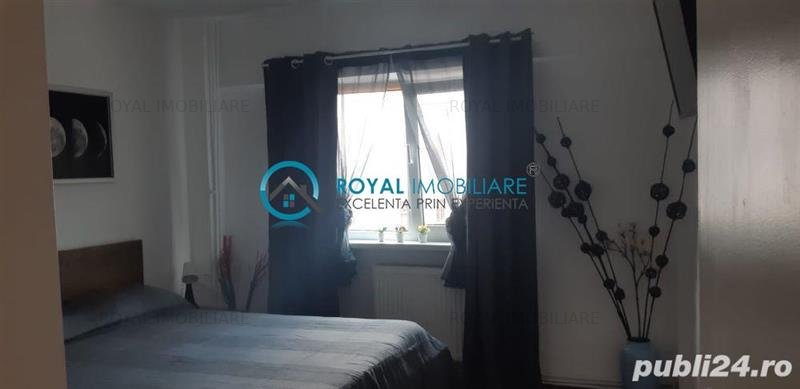 Royal Imobiliare - Vanzare Apartament zona Ultracentrala - imaginea 8