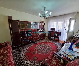 Apartament de vânzare 4 camere, în Ploieşti, zona Malu Roşu