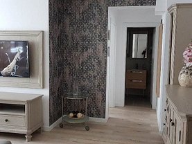 Apartament de închiriat 2 camere, în Ploiesti, zona Central