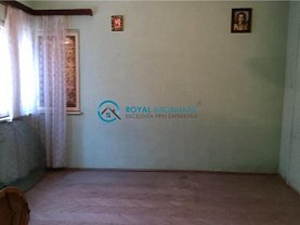 Casa de vânzare 4 camere, în Ploiesti, zona Eminescu