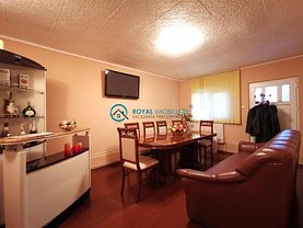 Casa de vânzare 4 camere, în Ploiesti, zona Republicii