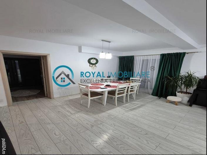 Royal Imobiliare-Vanzare Vila Zona Strejnicu