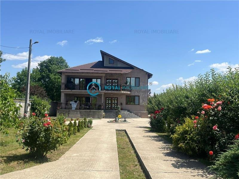 Royal Imobiliare-Vanzare Vila Zona Romanesti