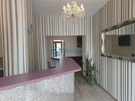Închiriere spaţiu comercial