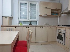 Apartament de vânzare 3 camere, în Bucureşti, zona 1 Decembrie 1918