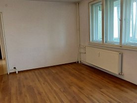 Apartament de vânzare 3 camere, în Bucureşti, zona Alexandriei
