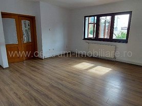 Casa de închiriat 9 camere, în Bucureşti, zona Unirii