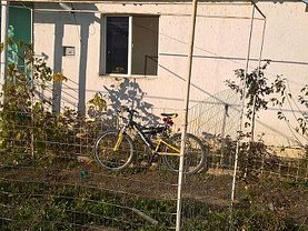 Casa de vânzare 3 camere, în Butimanu