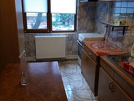 Apartament de închiriat 3 camere, în Constanta, zona Balada