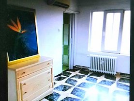 Apartament de vânzare 3 camere, în Constanta, zona Tomis Nord