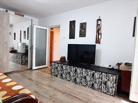 Apartament de vânzare 3 camere, în Constanţa, zona Tomis Nord