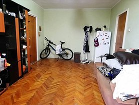 Apartament de vânzare 3 camere, în Constanţa, zona Abator
